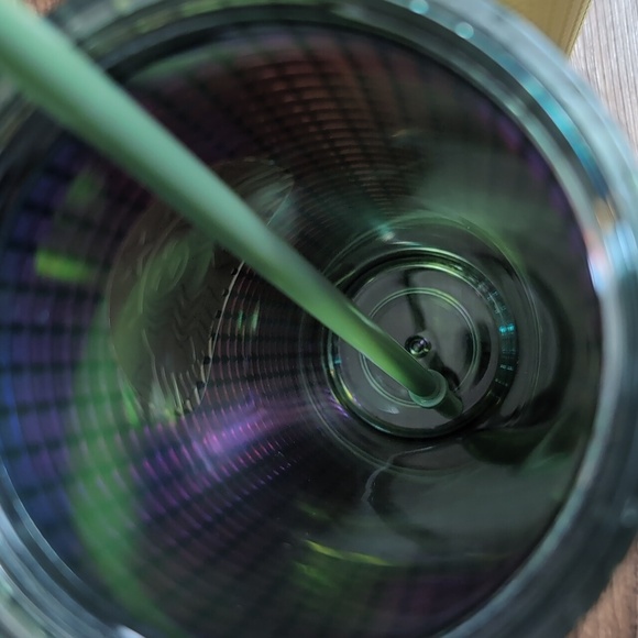 Starbucks Yellow & Green Matte Grid Venti (24oz) Cold Cup Tumblers - Picture 9 of 10